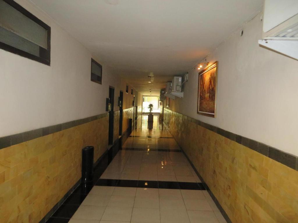Insumo Palace Hotels & Resorts Kediri  Luaran gambar